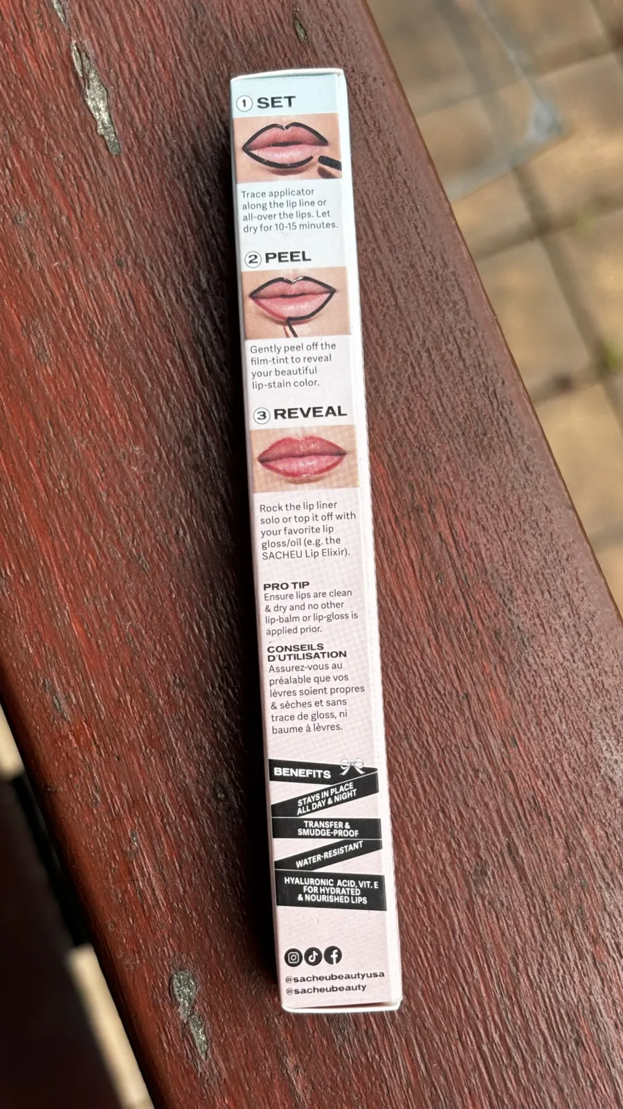 SACHEU Stay-N lip liner pack showing the peel and reveal steps